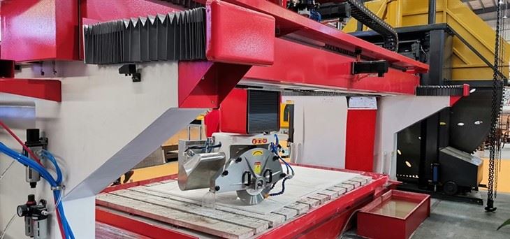 Bridge Saw Cutting Machine